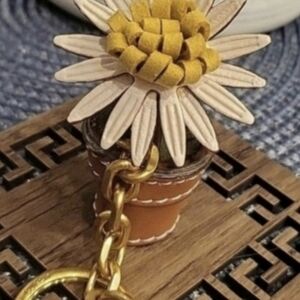 Wooden Flower Keychain with Gold Chain